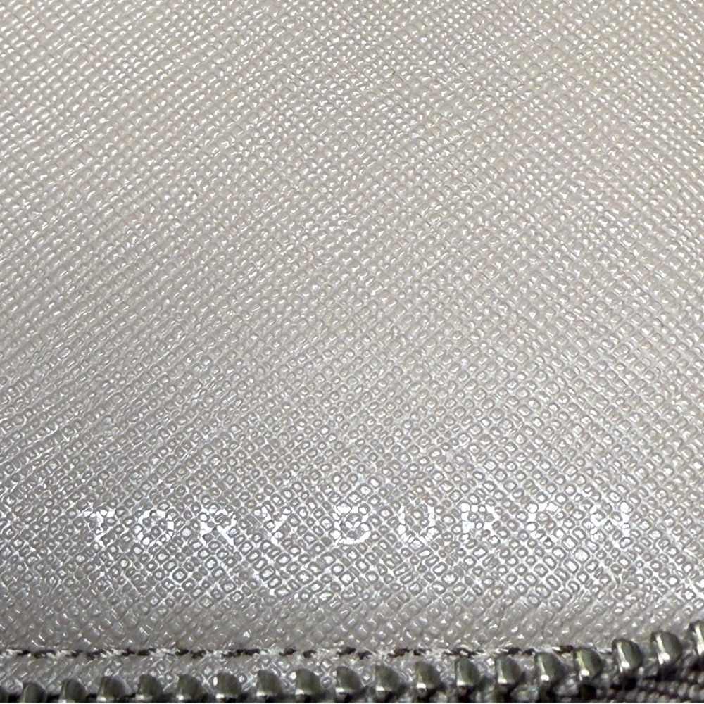 ✨EUC Tory Burch Diamond Laser Cut Zip Around, Leather Wallet/Wristlet - Picture 2 of 6